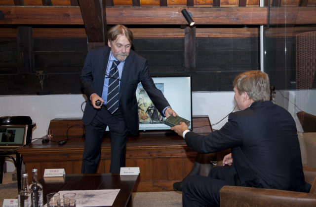 King Willem-Alexander visits KNAW's Humanities Cluster Institutes and NIAS 4
