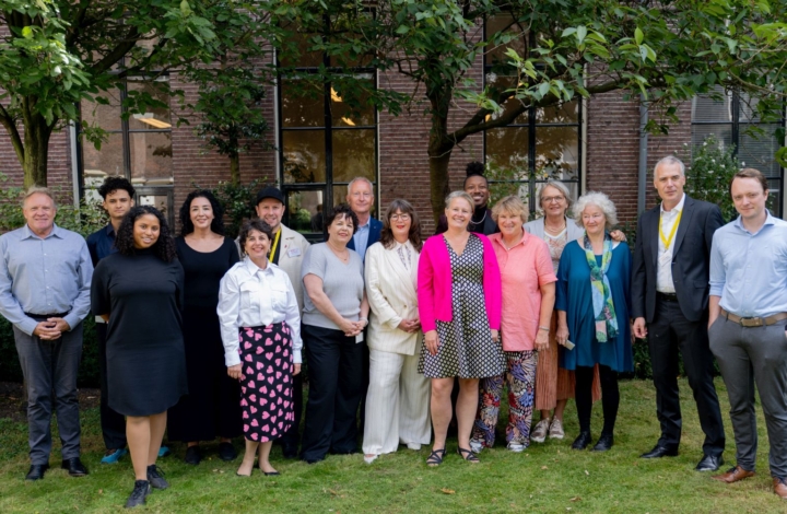 Group photo NIAS staff