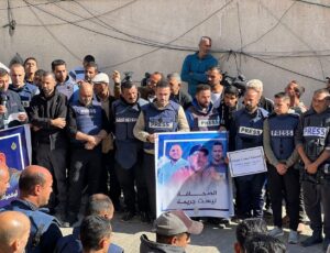 Photo of a protest by Palestinian journalists in Gaza demanding protection and an end to their targeting. Photo by Doaa El-Baz.