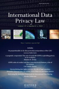 Intermediating data rights exercises